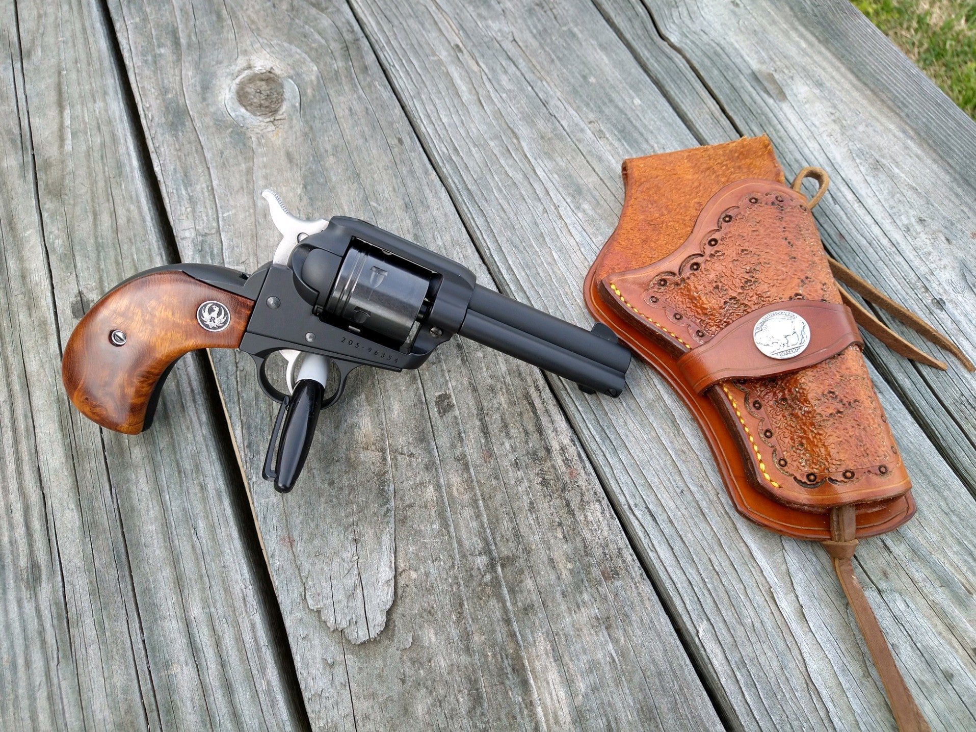 New duds for my Ruger Wrangler birdshead | Rimfire Central Firearm Forum